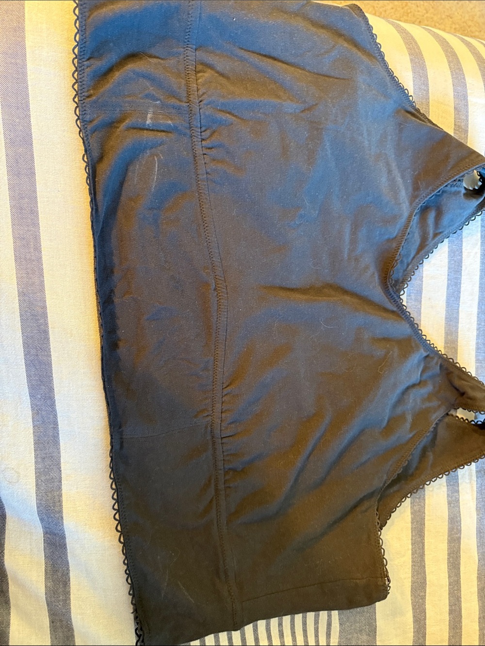 Bundle of 4 Torrid Bra Tanks - Picture 4 of 6